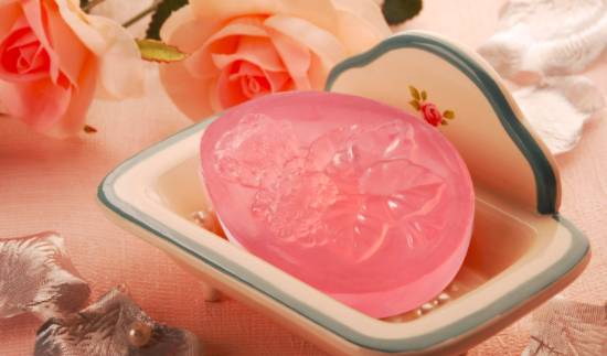 精油皂能长期洗脸吗 
