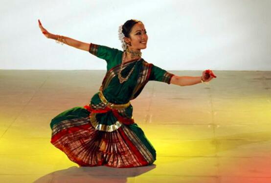印度舞的基本动作