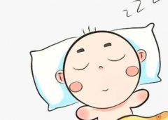 新生儿睡觉翻白眼的