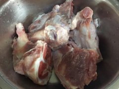 猪筒骨的功效和作用