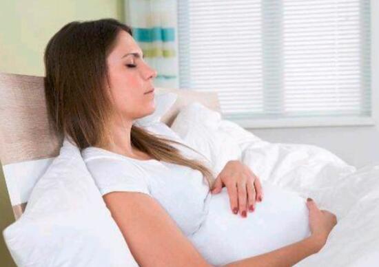 孕妇可以平躺睡觉吗