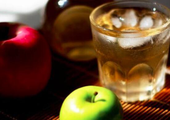 喝苹果醋有解酒的效果吗