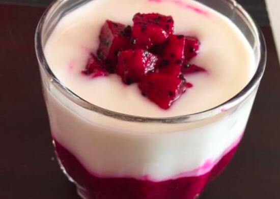 怎么做火龙果酸奶